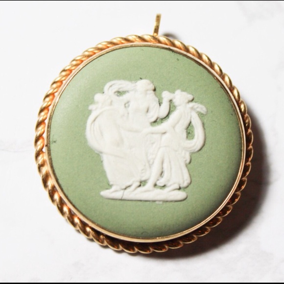 Vintage Jewelry - Vintage Wedgwood 3 Graces Jasperware Brooch Pin